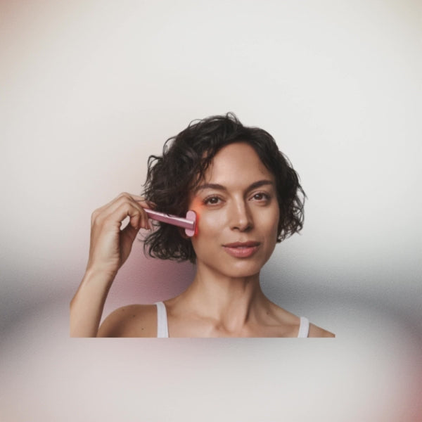 Load video: Red Light Therapy Wand